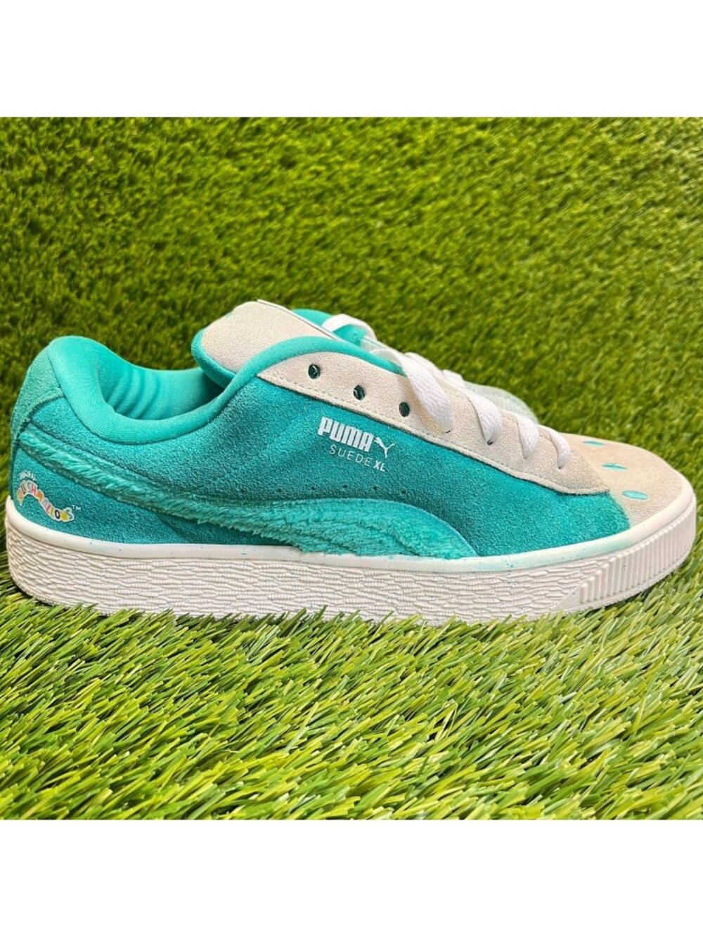 Puma Squishmallows x Suede XL Winston Boys Size 7Y Blue Athletic Shoes Sneakers